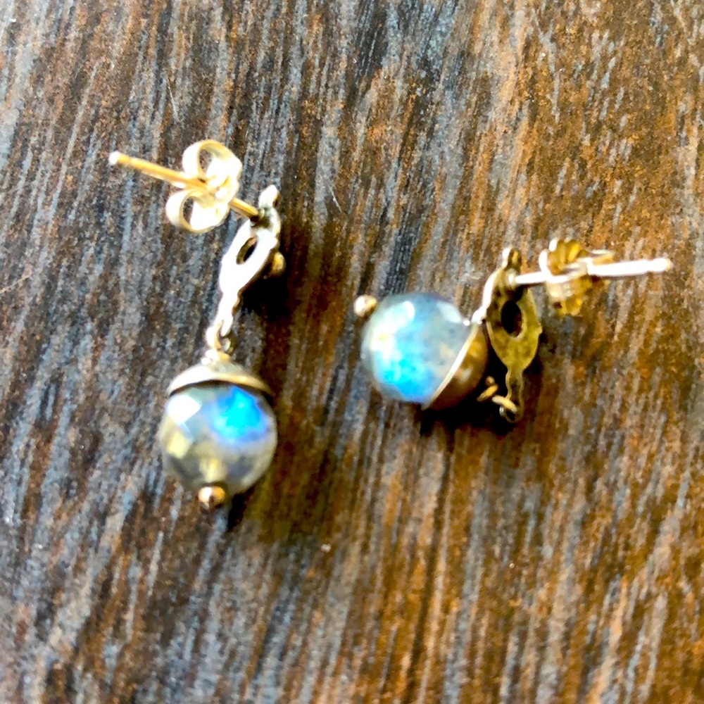Beth Orduna  Sterling labradorite faceted crystal